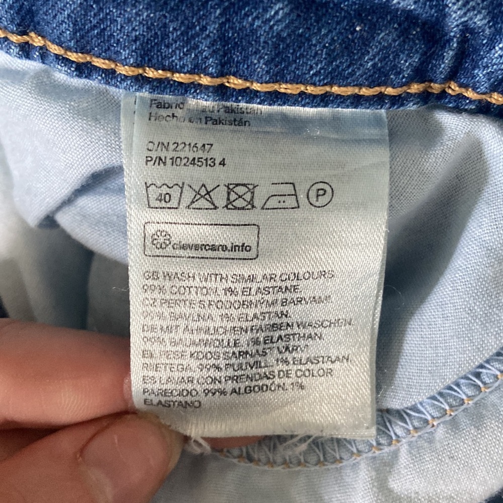 H&M jeans. - Picture 3 of 4